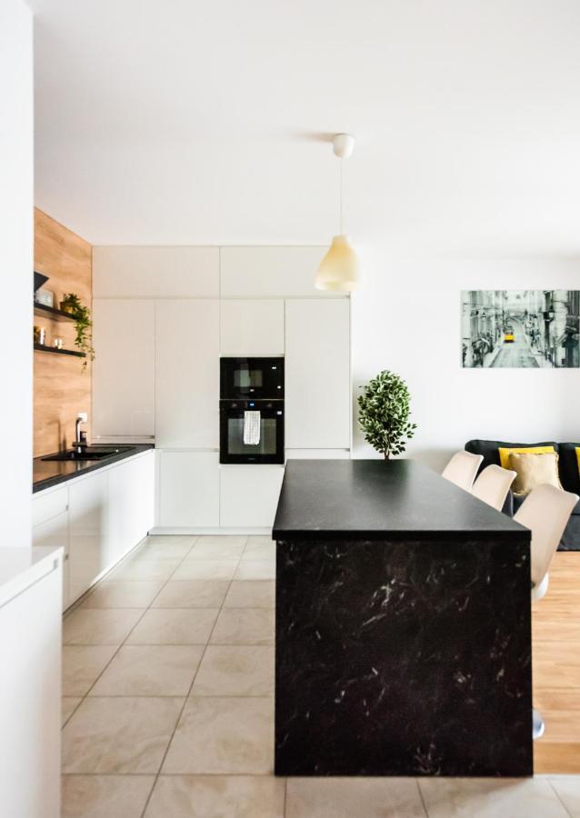 Magazynowa Exclusive Amber Apartment 바르샤바 외부 사진